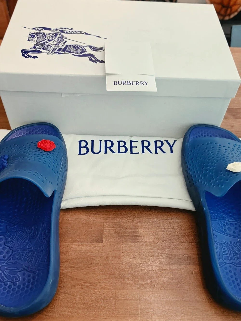 Burberry perforated blue